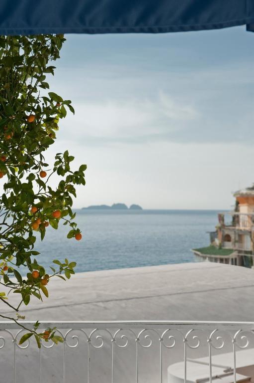 Villa La Tartana Позитано Екстериор снимка
